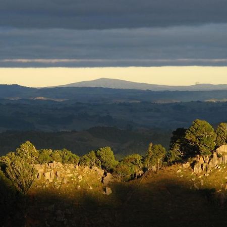 Rock Retreat B&B Farmstay Waitomo Caves Luaran gambar